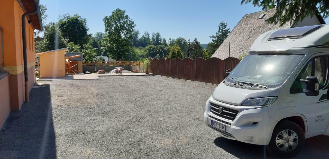 Penzion Otmarka Těchonín エクステリア 写真